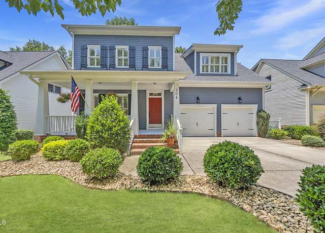 Property at 204 Edgepine Dr, Holly Springs, NC 27540, 4 beds, 2.5 baths
