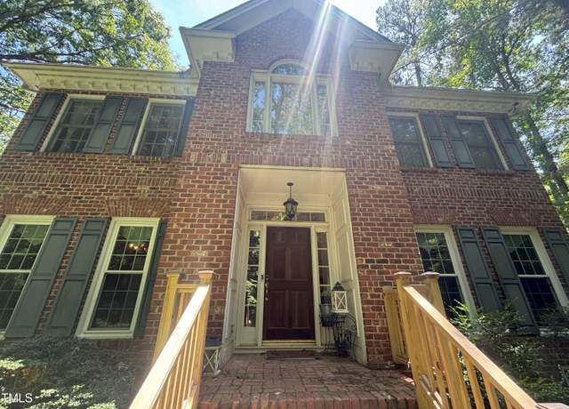 Property at 4013 Gumleaf Dr, Apex, NC 27539, 4 beds, 2.5 baths