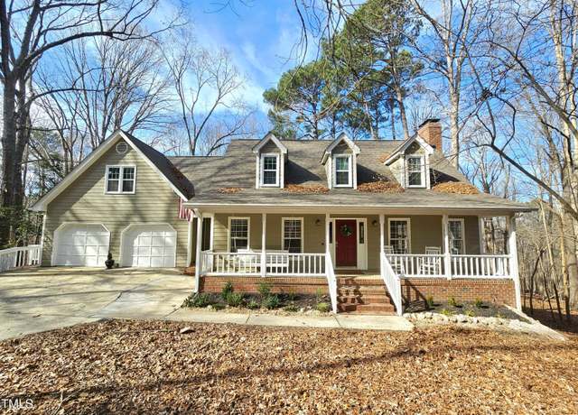 Property at 2024 Fox Den, Clayton, NC 27527, 3 beds, 2.5 baths