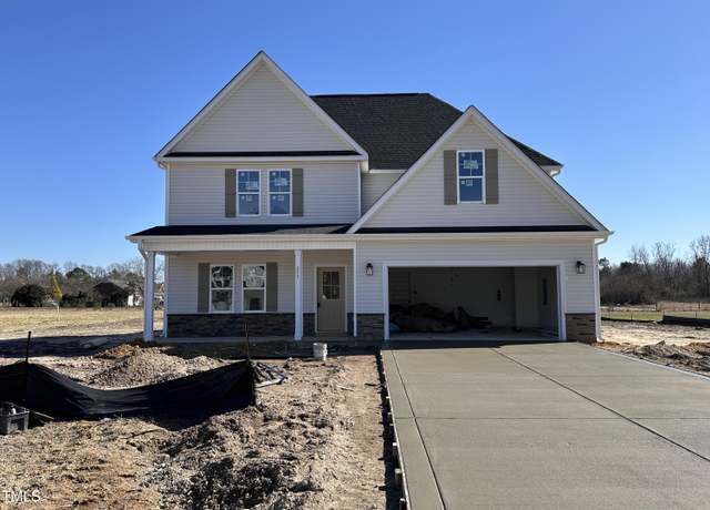 Property at 253 Trescott St, Smithfield, NC 27577, 4 beds, 3 baths