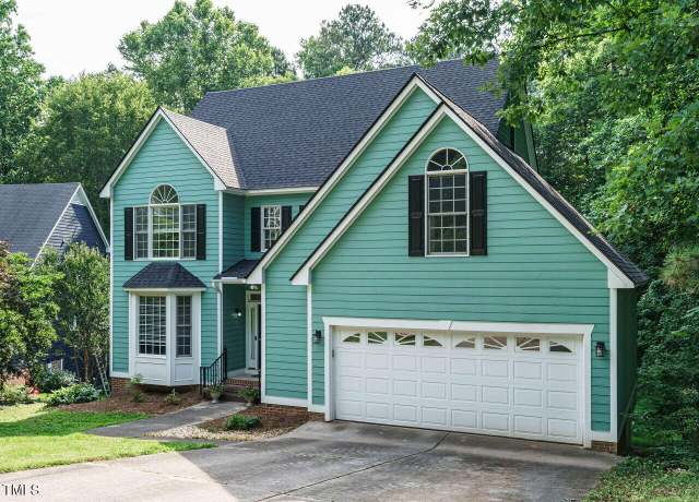 Property at 816 Roanoke Dr, Cary, NC 27513, 4 beds, 4.5 baths