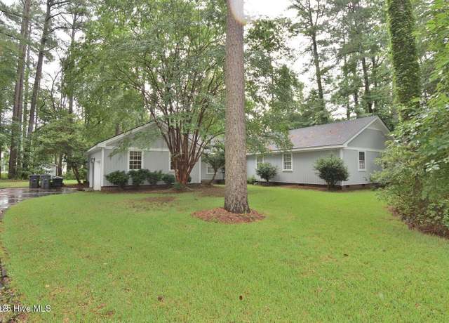 Property at 117 Tam O Shanter Dr, Rocky Mount, NC 27804, 4 beds, 2.5 baths
