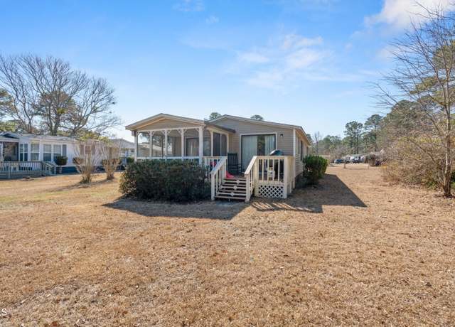Property at 113 Navy Ct, Hampstead, NC 28443, 2 beds, 2 baths