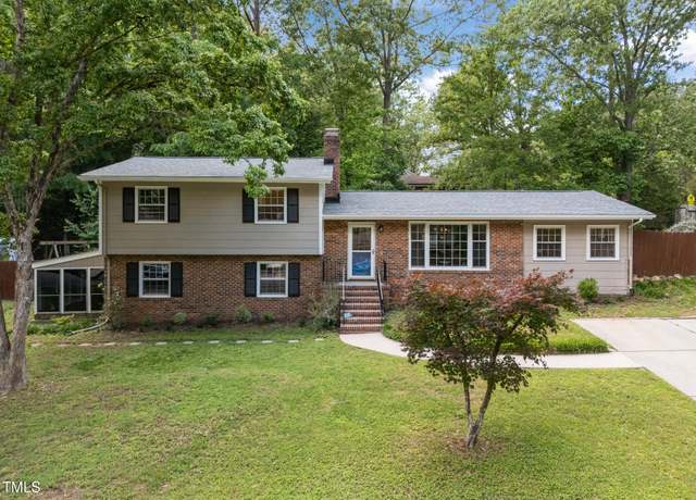 Property at 600 Longleaf Dr, Chapel Hill, NC 27517, 4 beds, 2.5 baths