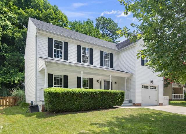Property at 353 Arbor Crest Rd, Holly Springs, NC 27540, 4 beds, 2.5 baths
