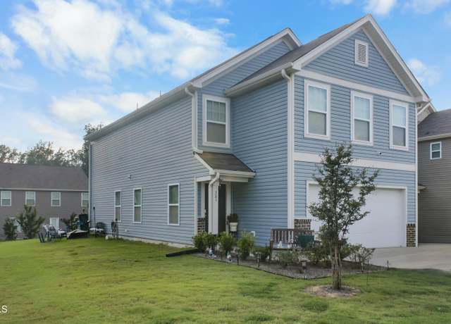 Property at 301 City Center Ln, Wendell, NC 27591, 4 beds, 3 baths
