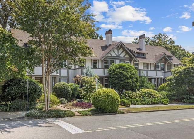 Property at 132 Woodburn Rd, Raleigh, NC 27605, 4 beds, 3 baths