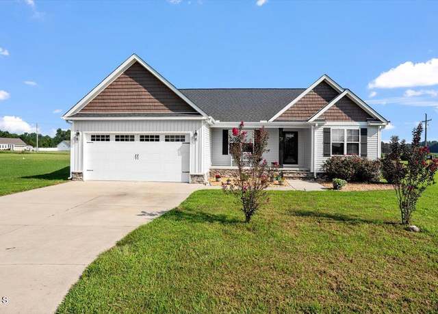 Property at 69 Lonestar Ct, Smithfield, NC 27577, 3 beds, 2 baths