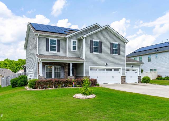 Property at 1104 Arden Trace Ct, Fuquay Varina, NC 27526, 4 beds, 2.5 baths