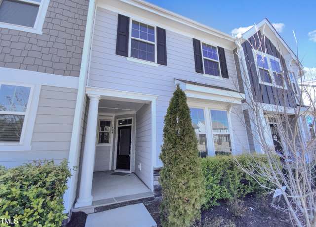 Property at 1424 Elk Falls Dr, Wendell, NC 27591, 3 beds, 2.5 baths