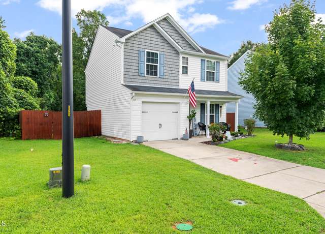 Property at 453 Randolph Dr, Clayton, NC 27520, 3 beds, 2.5 baths