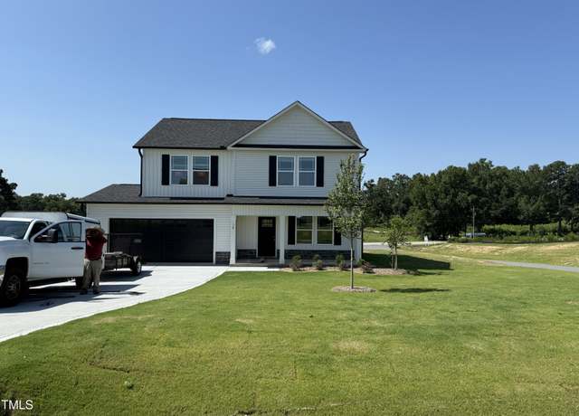 Property at 10 Silver Ct, Smithfield, NC 27577, 3 beds, 2.5 baths