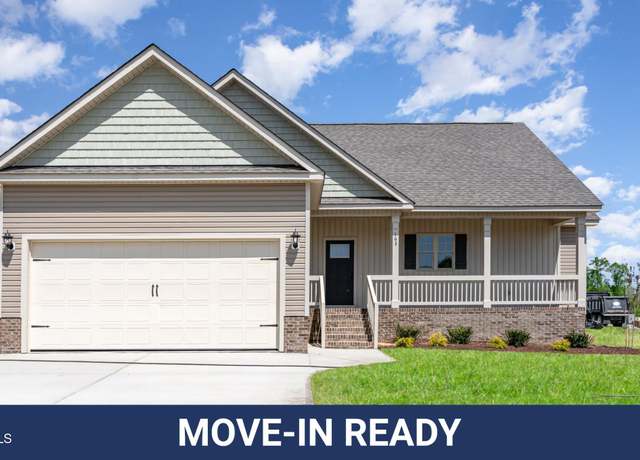Property at 163 Royal Ave, Selma, NC 27576, 3 beds, 2.5 baths