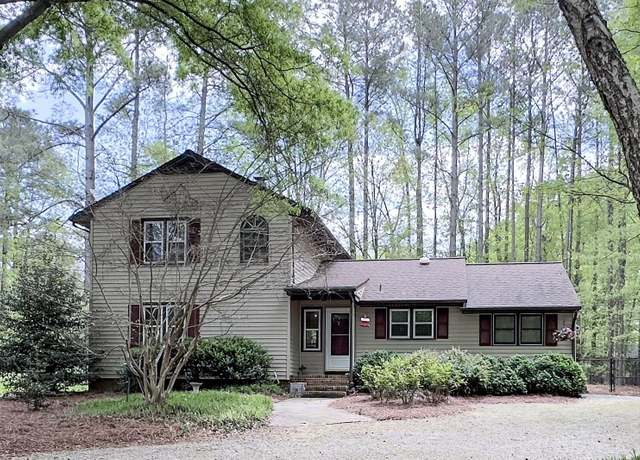 Property at 5728 Carriagehouse Ct, Apex, NC 27539, 3 beds, 2 baths