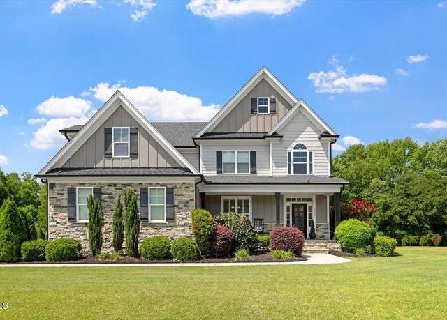 Property at 1900 Offside Ct, Fuquay Varina, NC 27526, 4 beds, 3 baths
