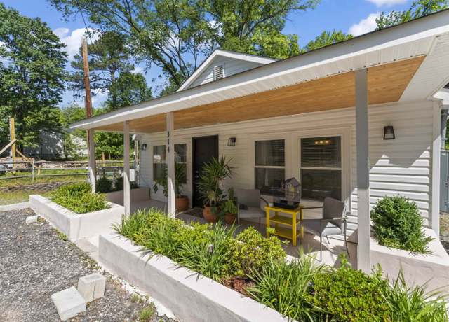 Property at 314 E End Ave, Durham, NC 27703, 3 beds, 2 baths