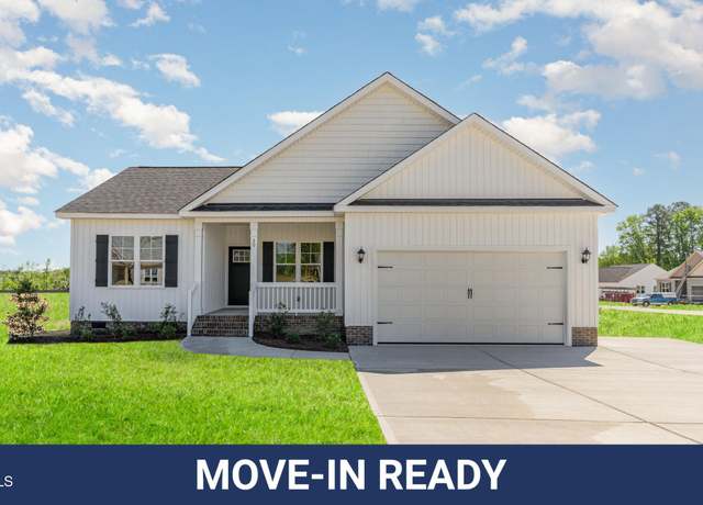 Property at 30 Tee Dr, Selma, NC 27576, 3 beds, 2 baths