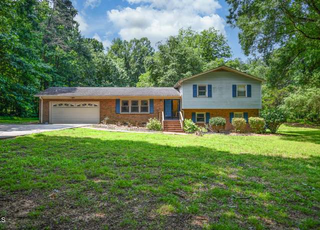 Property at 6308 Rolling Acres Dr, Gibsonville, NC 27249, 4 beds, 2.5 baths