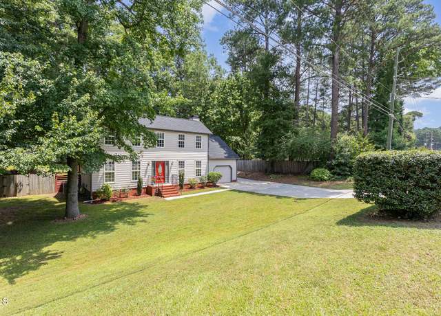 Property at 404 SW Maynard Rd, Cary, NC 27511, 3 beds, 2 baths