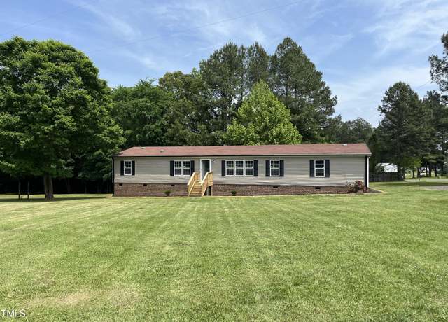 Property at 1686 Briggs Rd, Henderson, NC 27537, 4 beds, 2 baths