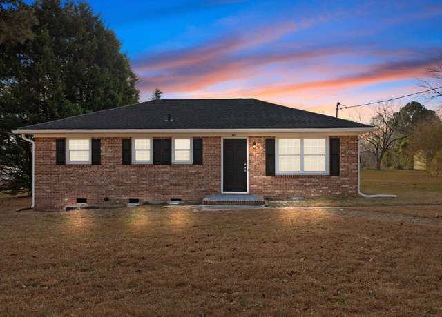 Property at 302 Ellen Dr, Knightdale, NC 27545, 3 beds, 1.5 baths