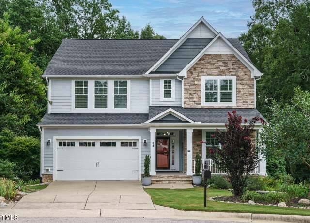 Property at 94 Woods Manor Ln, Clayton, NC 27527, 3 beds, 2.5 baths
