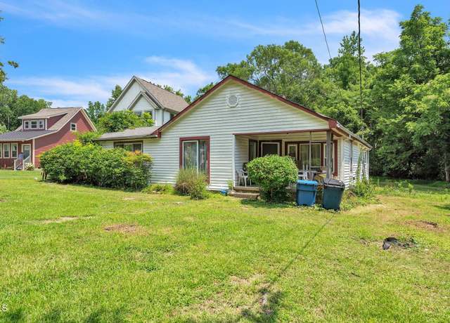 Property at 1446 Maplewood Dr, Durham, NC 27704, 3 beds, 1 bath