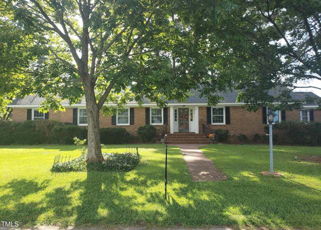 Property at 203 Green St, Fremont, NC 27830, 3 beds, 2 baths