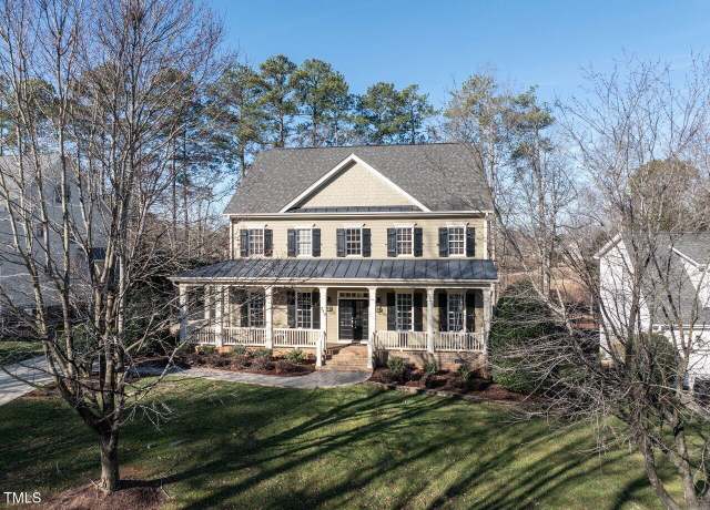 Property at 728 Skymont Dr, Holly Springs, NC 27540, 5 beds, 4 baths