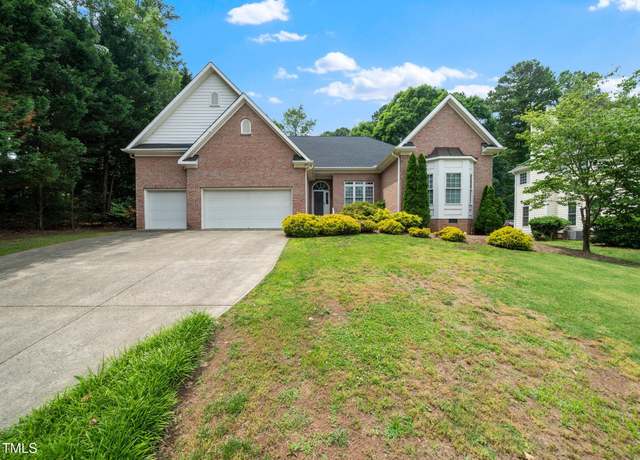 Property at 11221 Paddy Hollow Ln, Raleigh, NC 27614, 3 beds, 3.5 baths