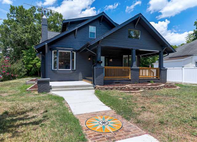 Property at 221 Charlotte Ave, Sanford, NC 27330, 4 beds, 3 baths