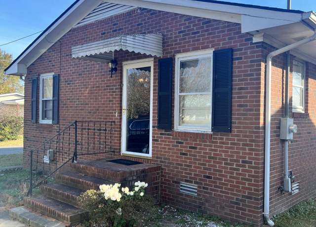 Property at 901 Oliver St, Mount Olive, NC 28365, 3 beds, 2 baths