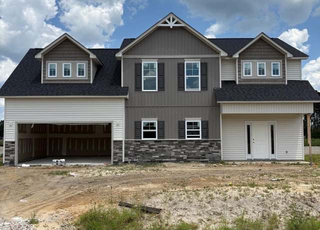 Property at 1512 Eastbay Dr, Fayetteville, NC 28312, 3 beds, 2.5 baths