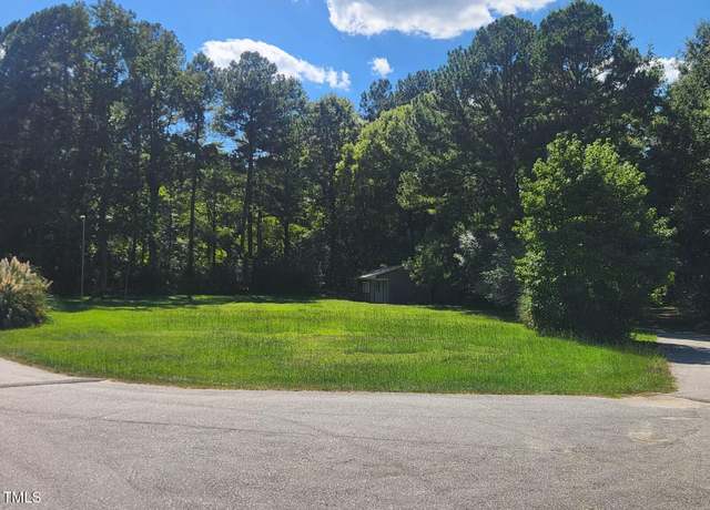 Property at 25 Carriage Cir, Louisburg, NC 27549