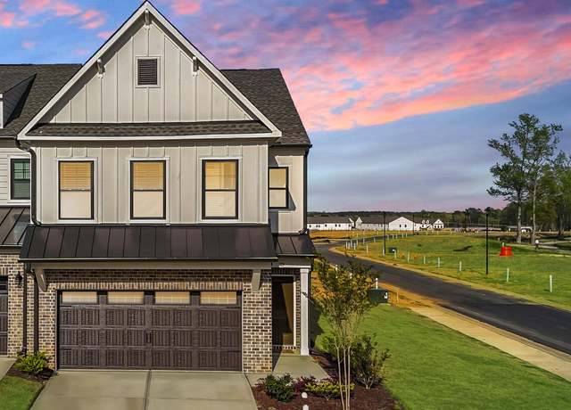 Property at 125 Paperwhite Pl, Clayton, NC 27527, 3 beds, 2.5 baths