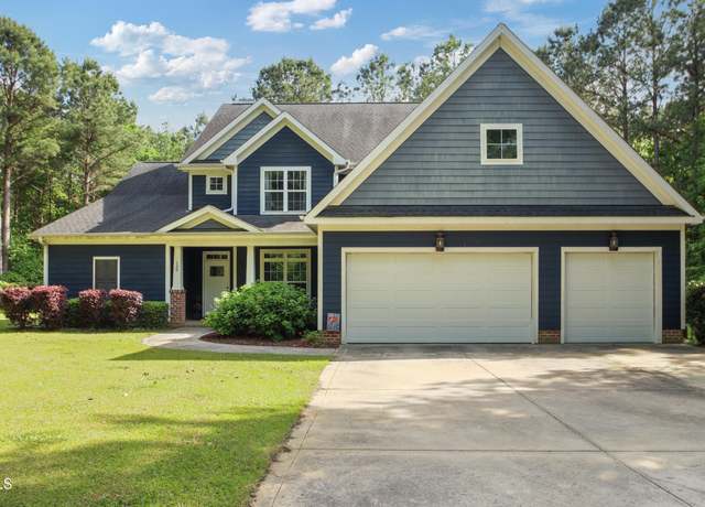 Property at 139 Liberty Ln, Autryville, NC 28318, 3 beds, 2.5 baths