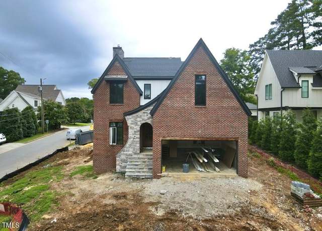Property at 3301 Dell Dr, Raleigh, NC 27609, 5 beds, 4 baths