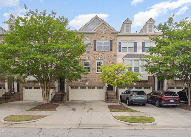 Property at 404 Panorama Park Pl, Cary, NC 27519, 3 beds, 3 baths