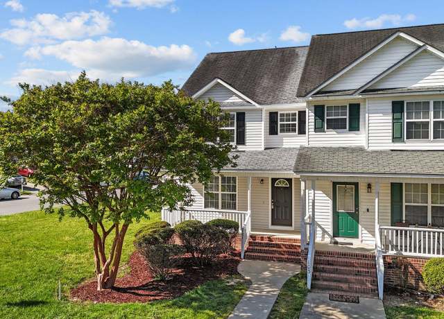 Property at 101 Wimbledon Ct, Clayton, NC 27520, 3 beds, 2.5 baths