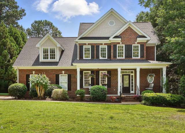 Property at 2328 Forestbluff Dr, Fuquay Varina, NC 27526, 3 beds, 3.5 baths