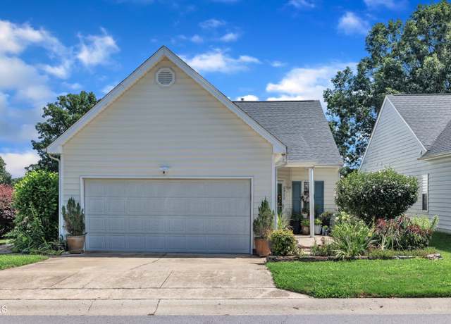 Property at 2220 Castle Pines Dr, Raleigh, NC 27604, 4 beds, 3 baths