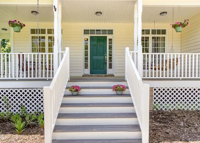 Property at 101 Rainbow Dr, Carrboro, NC 27510, 5 beds, 4.5 baths