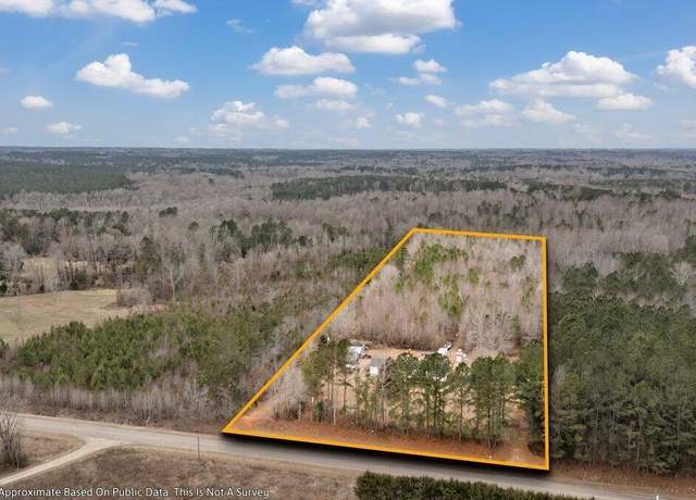 Property at 690 Shocco Springs Rd, Warrenton, NC 27589, 3 beds, 3 baths