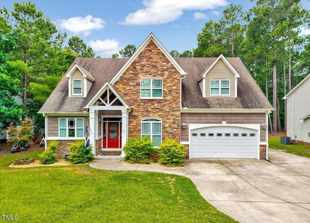 Property at 39 Westover Ct, Sanford, NC 27332, 4 beds, 2.5 baths