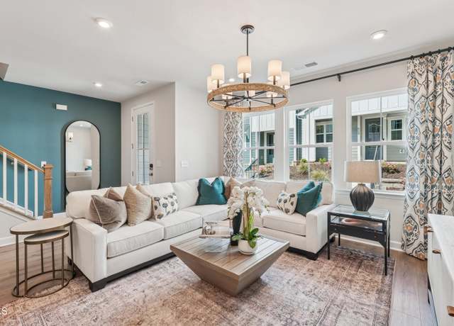 Property at 605 Callan View Ave, Wake Forest, NC 27587, 3 beds, 2.5 baths