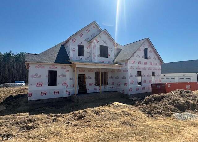 Property at 163 Batten Hill Ln, Selma, NC 27576, 4 beds, 3 baths