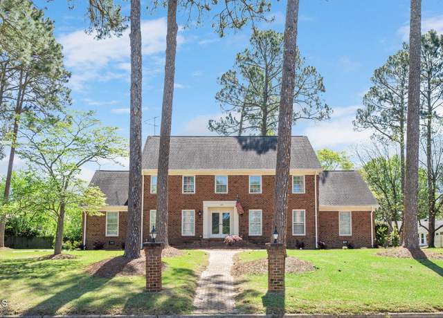 Property at 1602 Lake Shore Dr, Dunn, NC 28334, 5 beds, 5 baths
