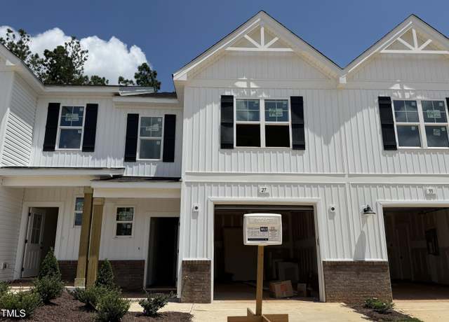 Property at 27 Calluna Dr, Clayton, NC 27520, 3 beds, 2.5 baths
