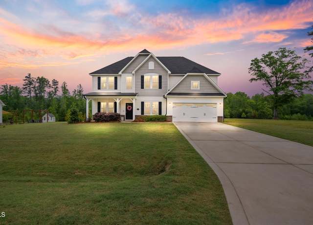 Property at 233 Berg St, Smithfield, NC 27577, 4 beds, 3 baths