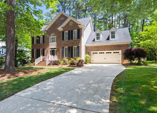 Property at 206 Kettlebridge Dr, Cary, NC 27511, 4 beds, 2.5 baths